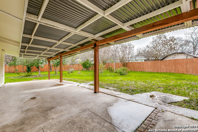 511 E Hathaway Drive San Antonio TX 78209