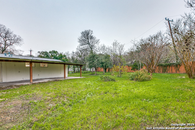 511 E Hathaway Drive San Antonio TX 78209