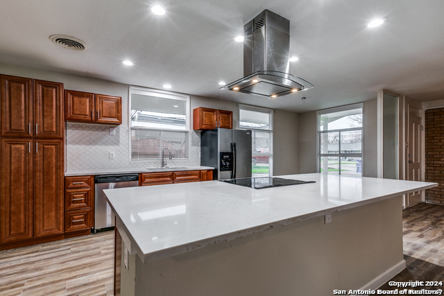 511 E Hathaway Drive San Antonio TX 78209