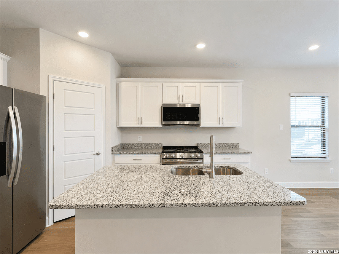 7137 Magnolia Creek San Antonio TX 78252