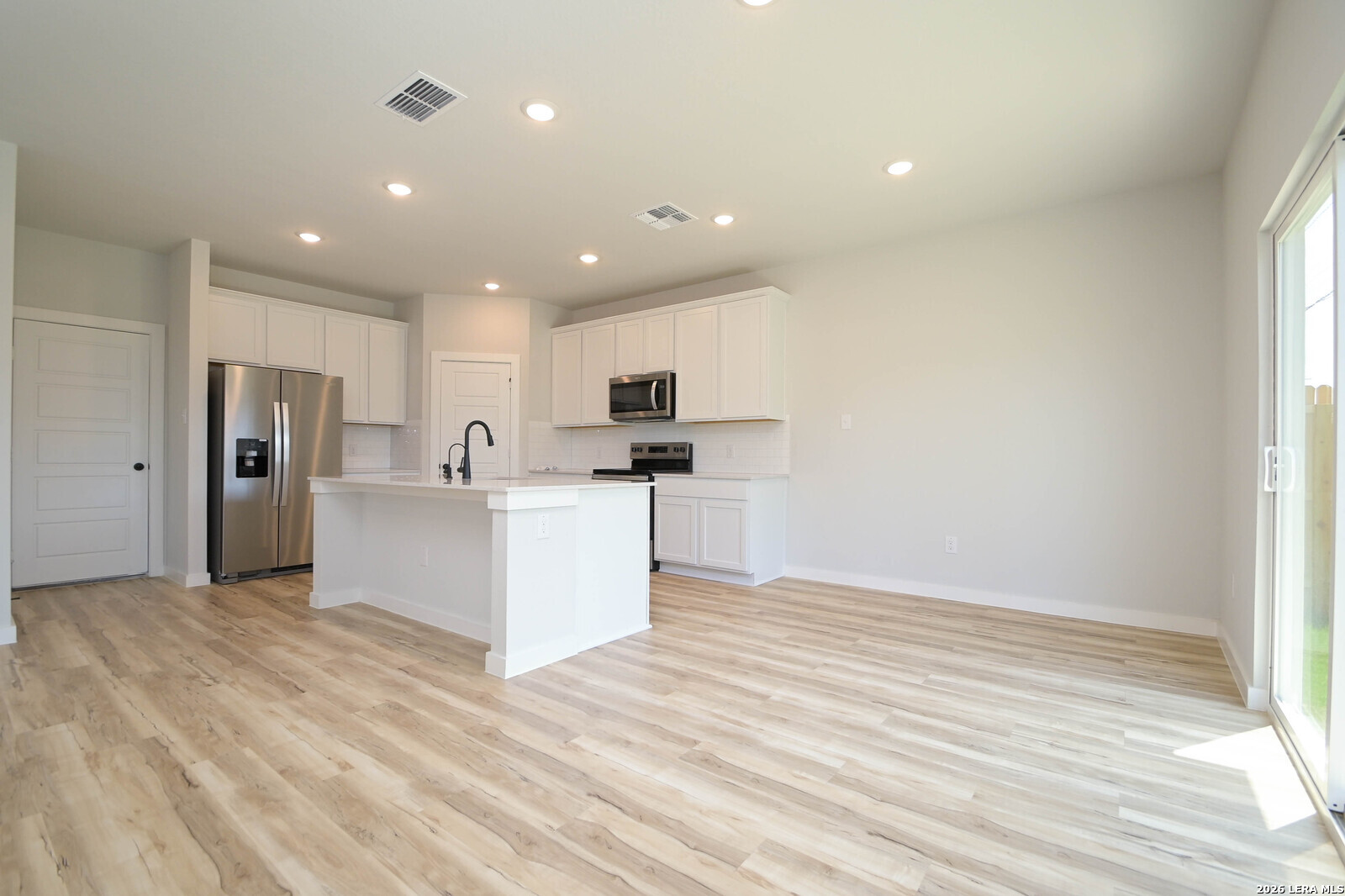 5935 W Hausman San Antonio TX 78249
