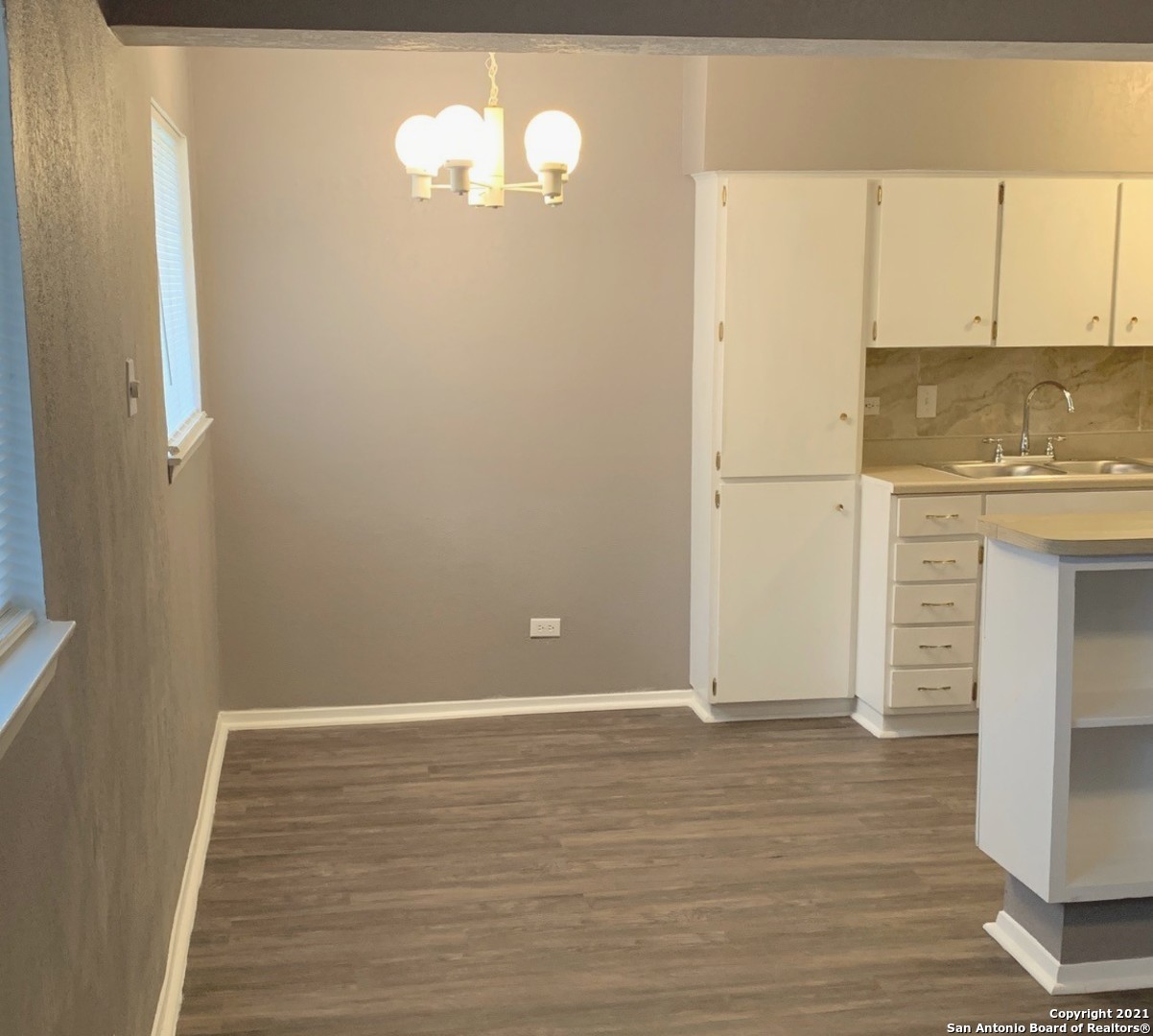615 Vance Jackson San Antonio TX 78201