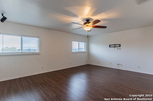 6450 Mineral Bay San Antonio TX 78244