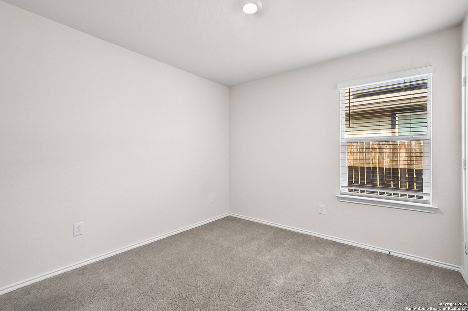 12122 Pease River San Antonio TX 78245
