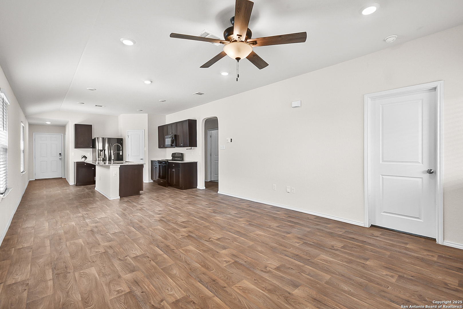 12122 Pease River San Antonio TX 78245