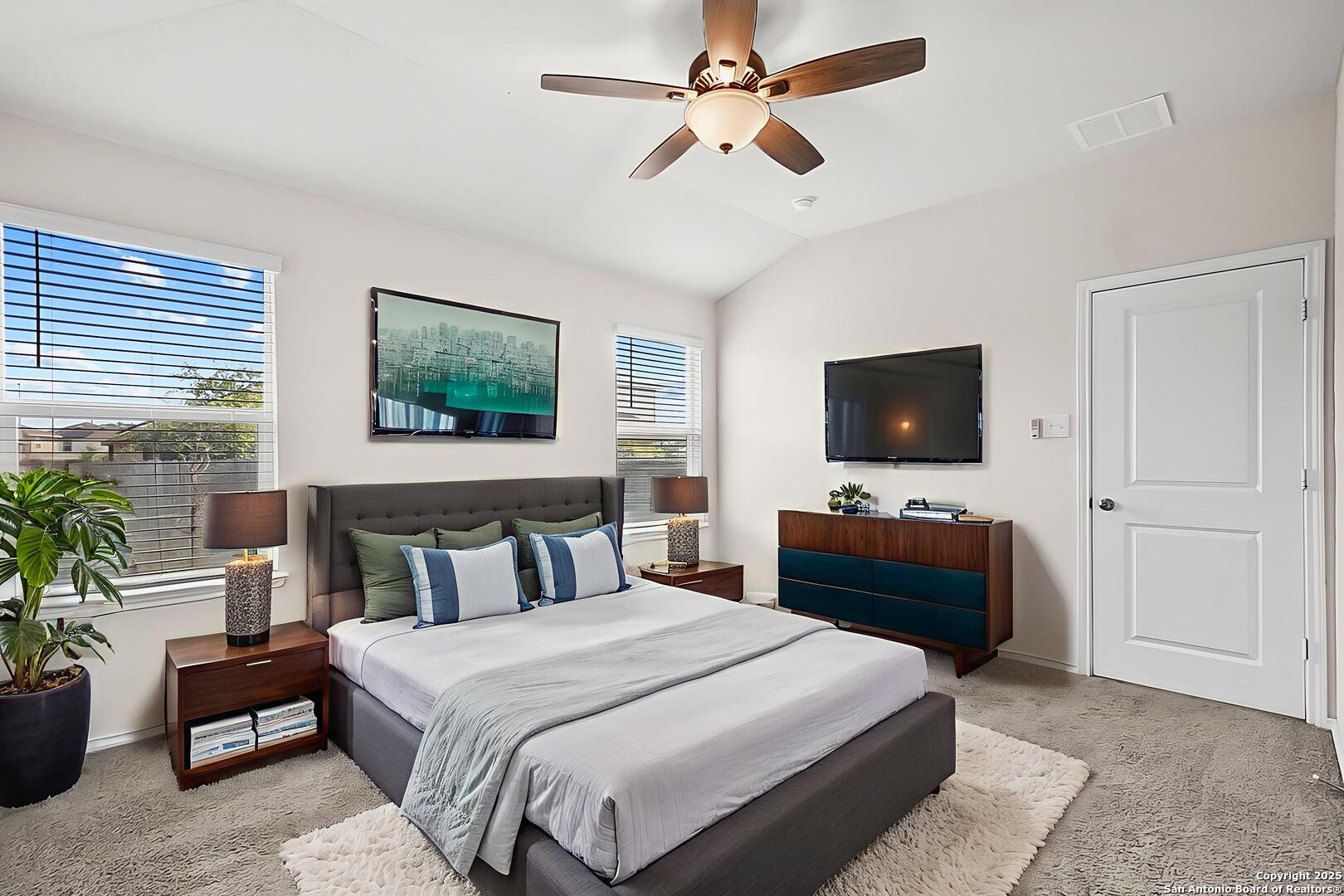 12122 Pease River San Antonio TX 78245