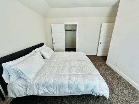 5834 Burro Stone San Antonio TX 78253