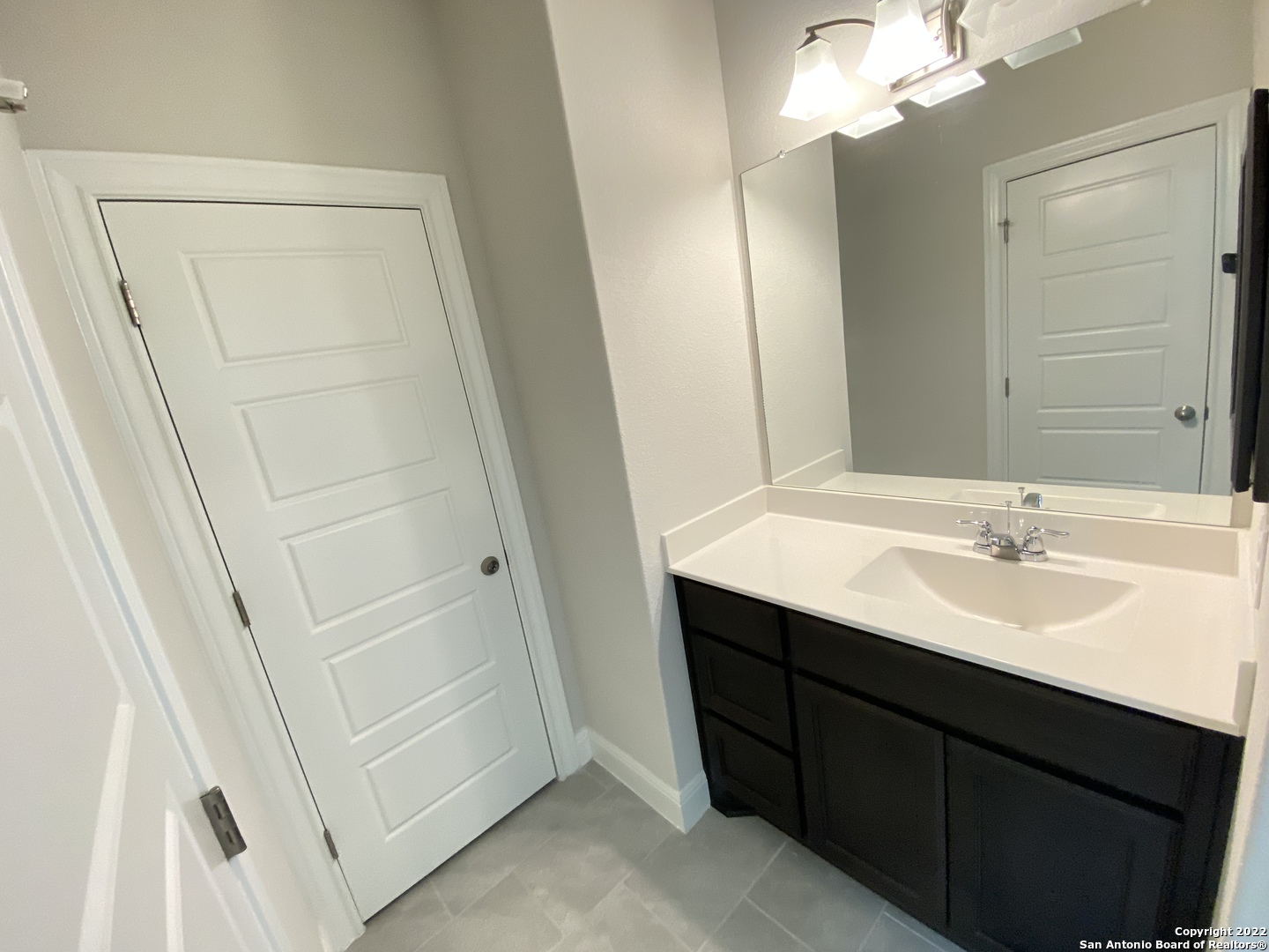 5834 Burro Stone San Antonio TX 78253