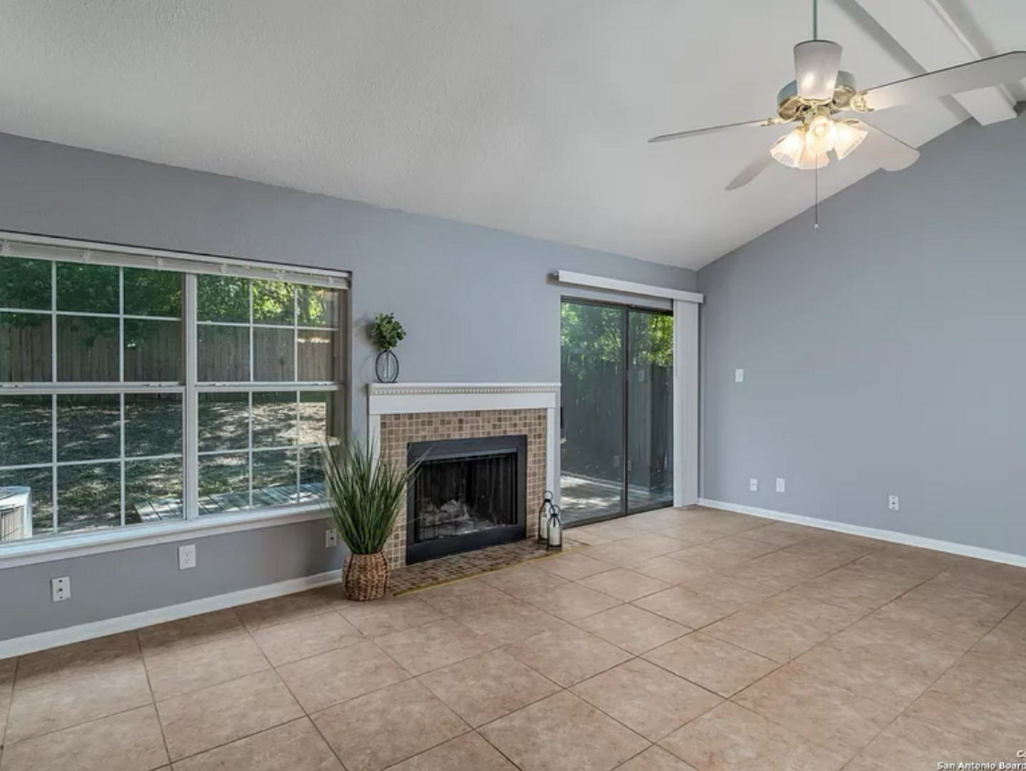 3936 Heritage Hill San Antonio TX 78247