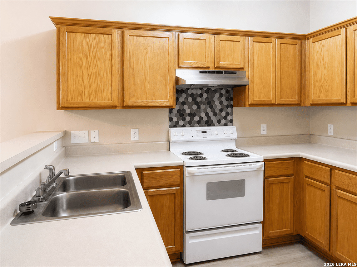 5510 Painter Green San Antonio TX 78240