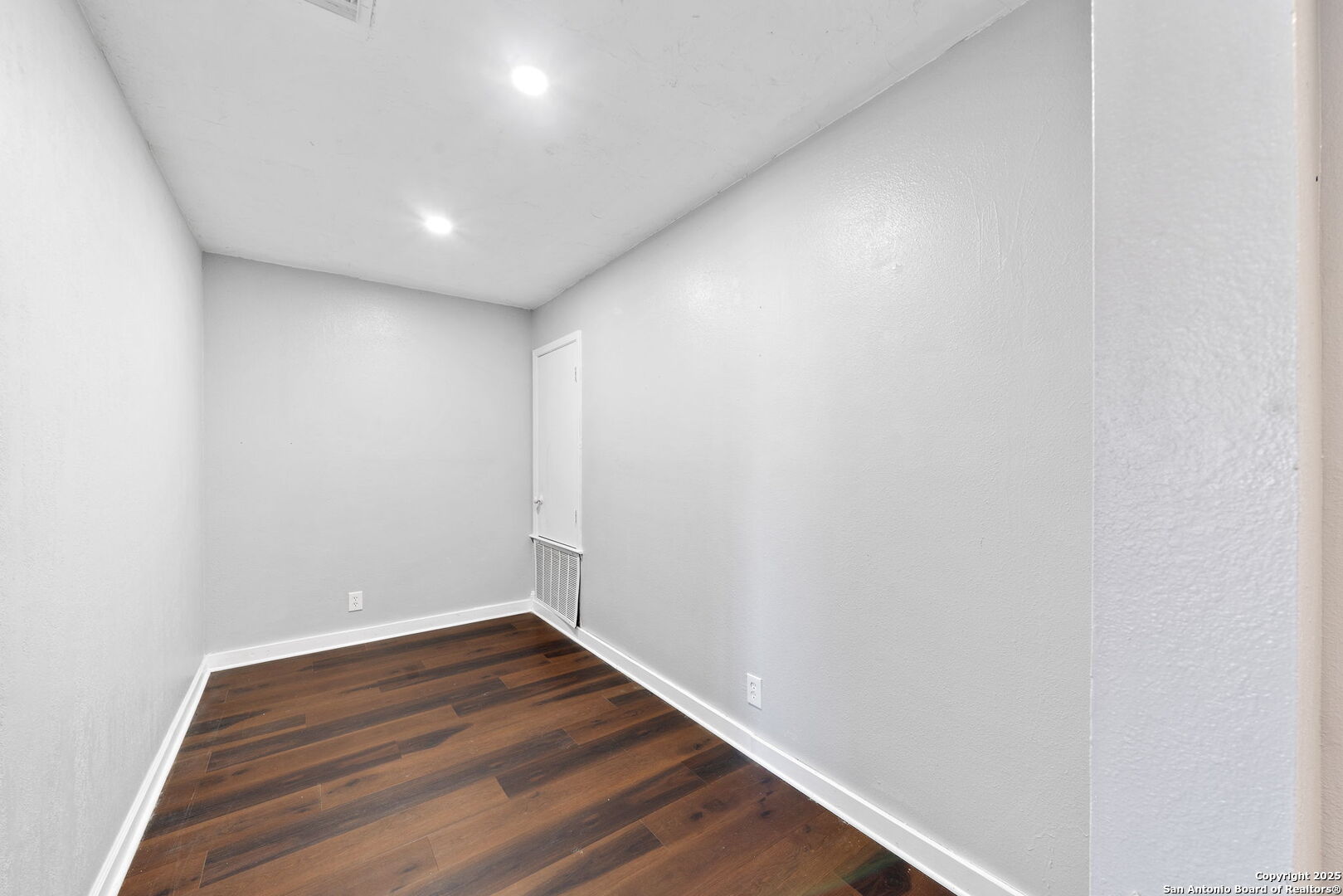 7703 Sandia Bluff San Antonio TX 78240