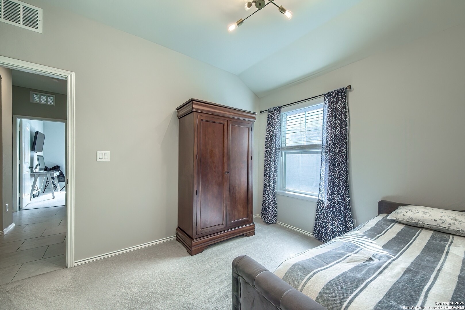 9337 Canopy Bend Schertz TX 78154