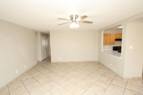 7807 Pecan Heights San Antonio TX 78244