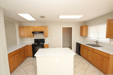 7807 Pecan Heights San Antonio TX 78244