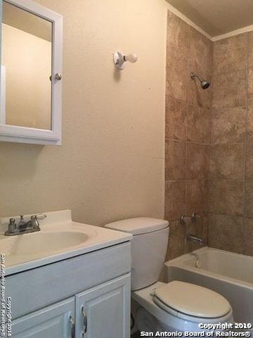 515 Lincolnshire Drive San Antonio TX 78220