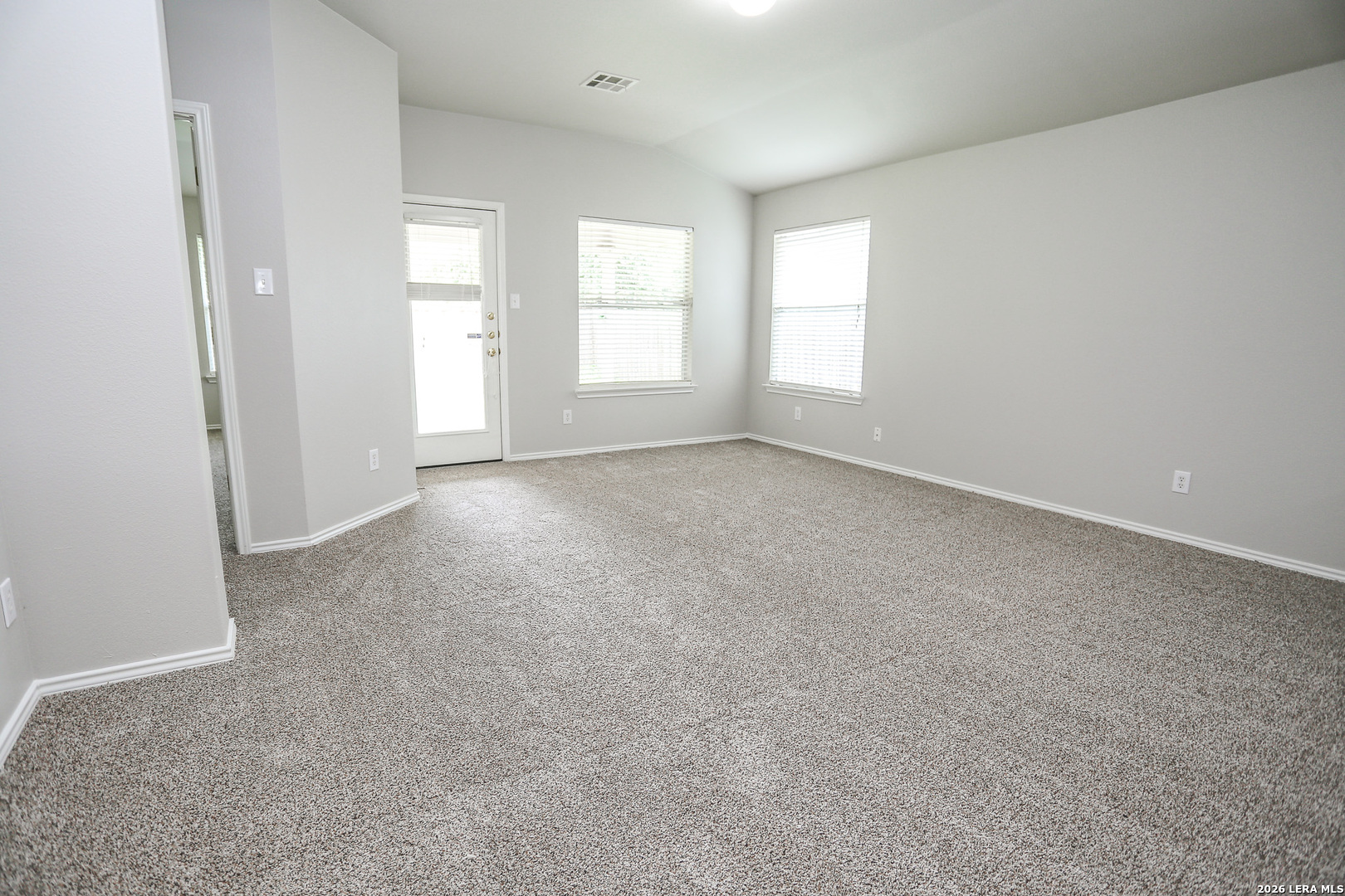 6915 Cutting Creek San Antonio TX 78244