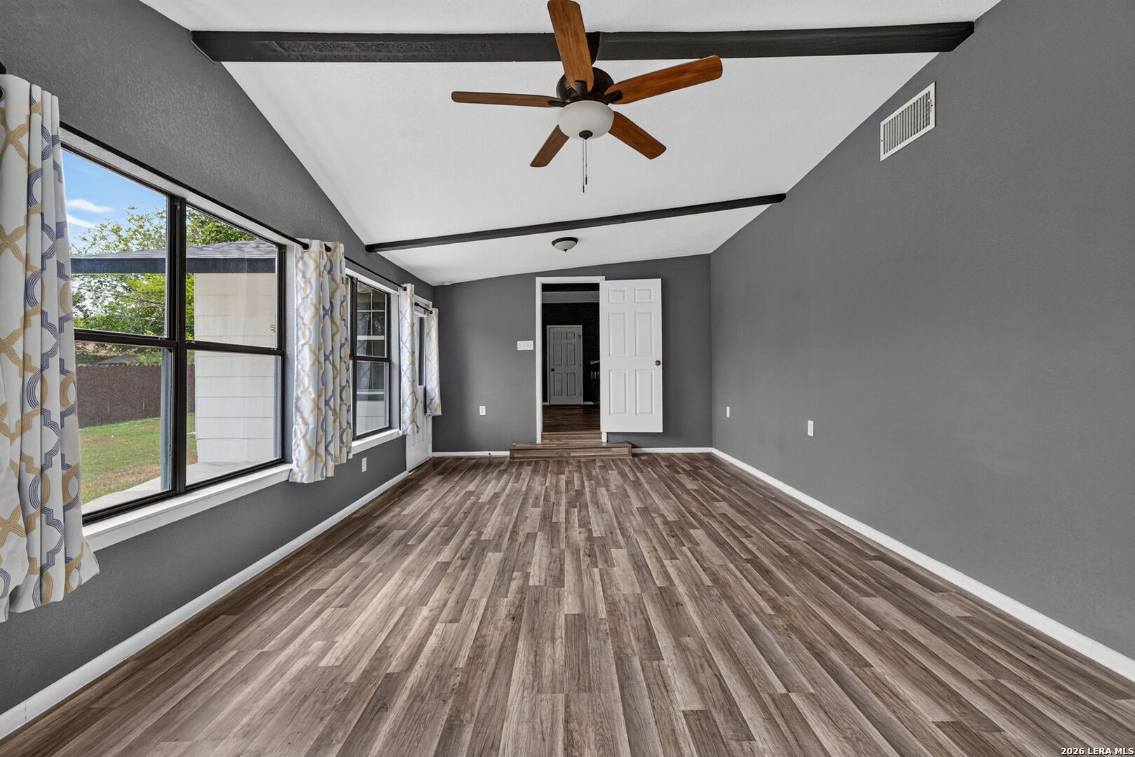 426 Redcliff Drive San Antonio TX 78216