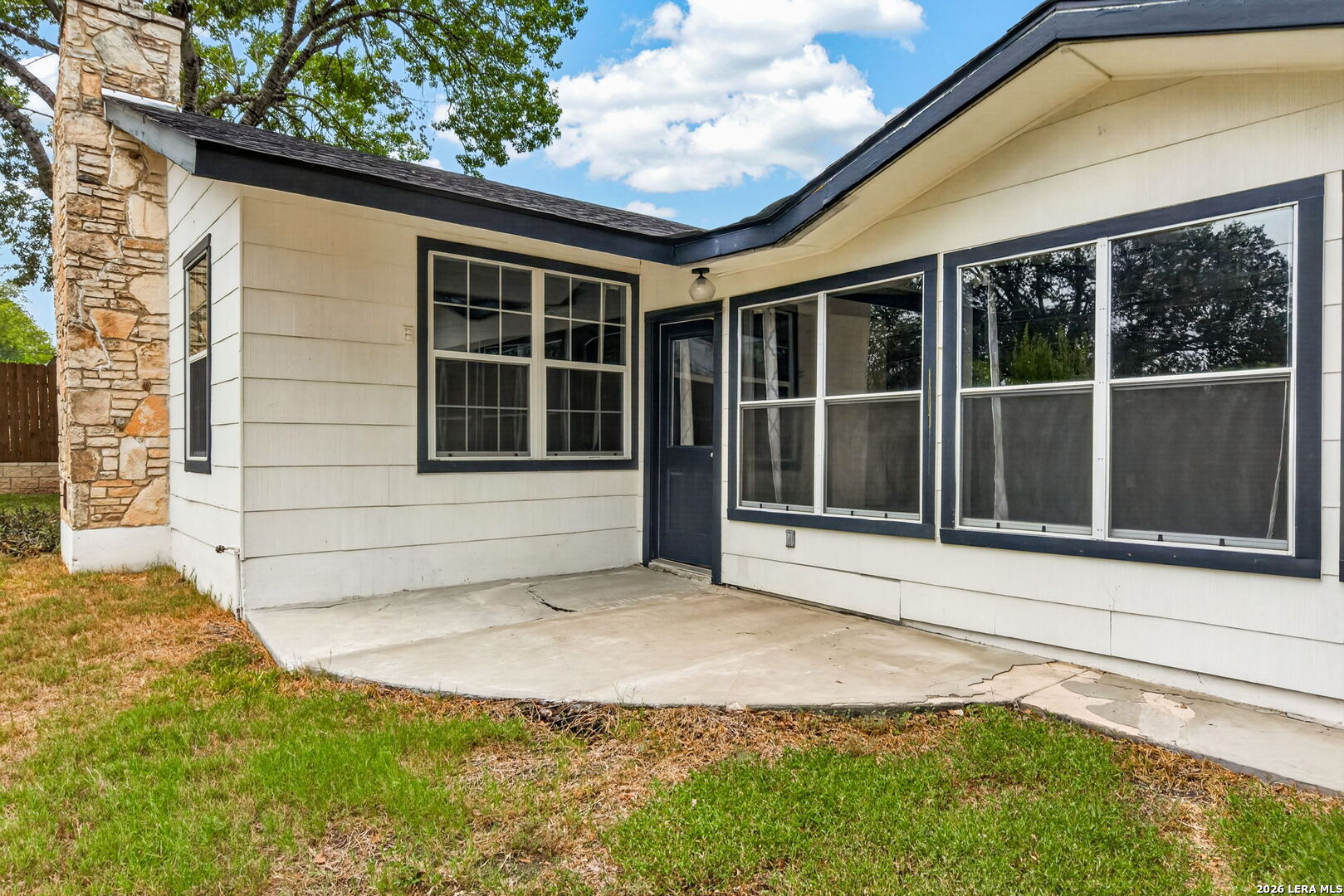 426 Redcliff Drive San Antonio TX 78216