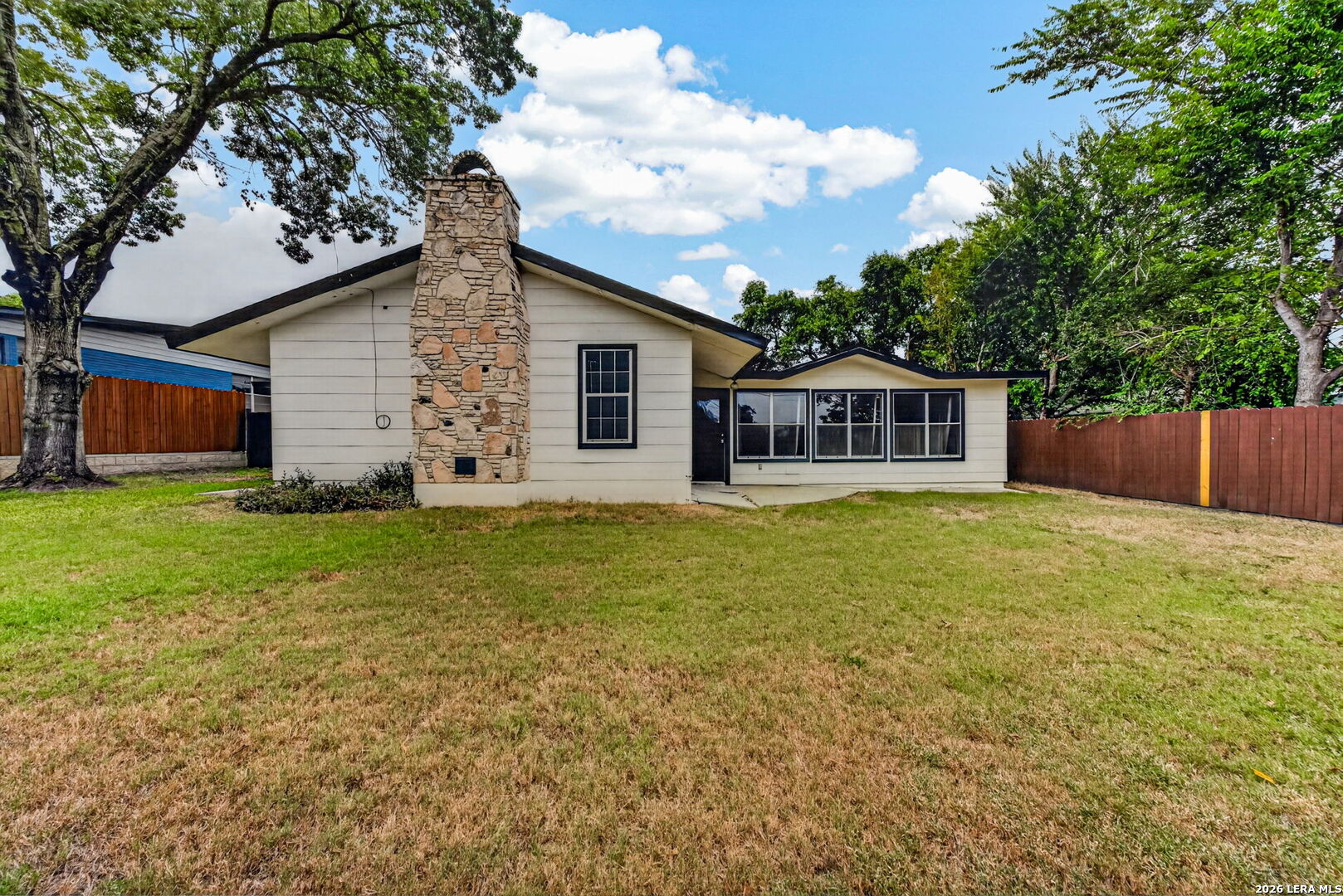 426 Redcliff Drive San Antonio TX 78216