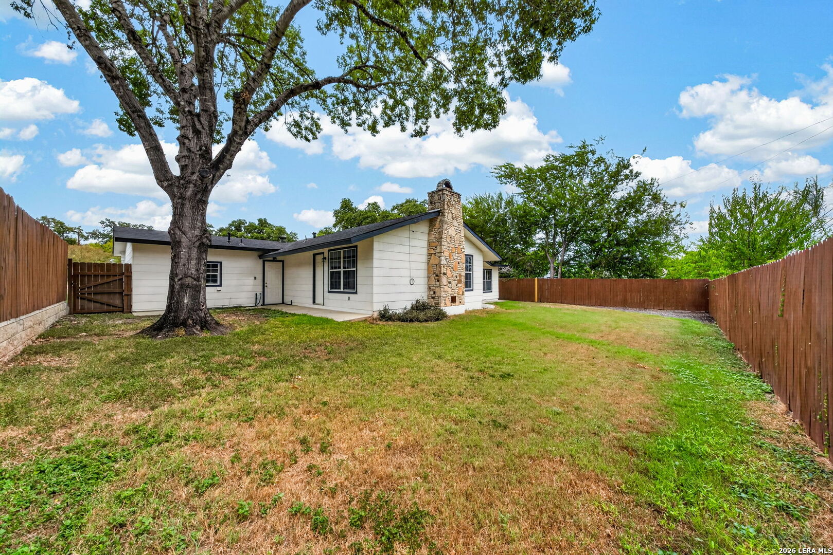 426 Redcliff Drive San Antonio TX 78216