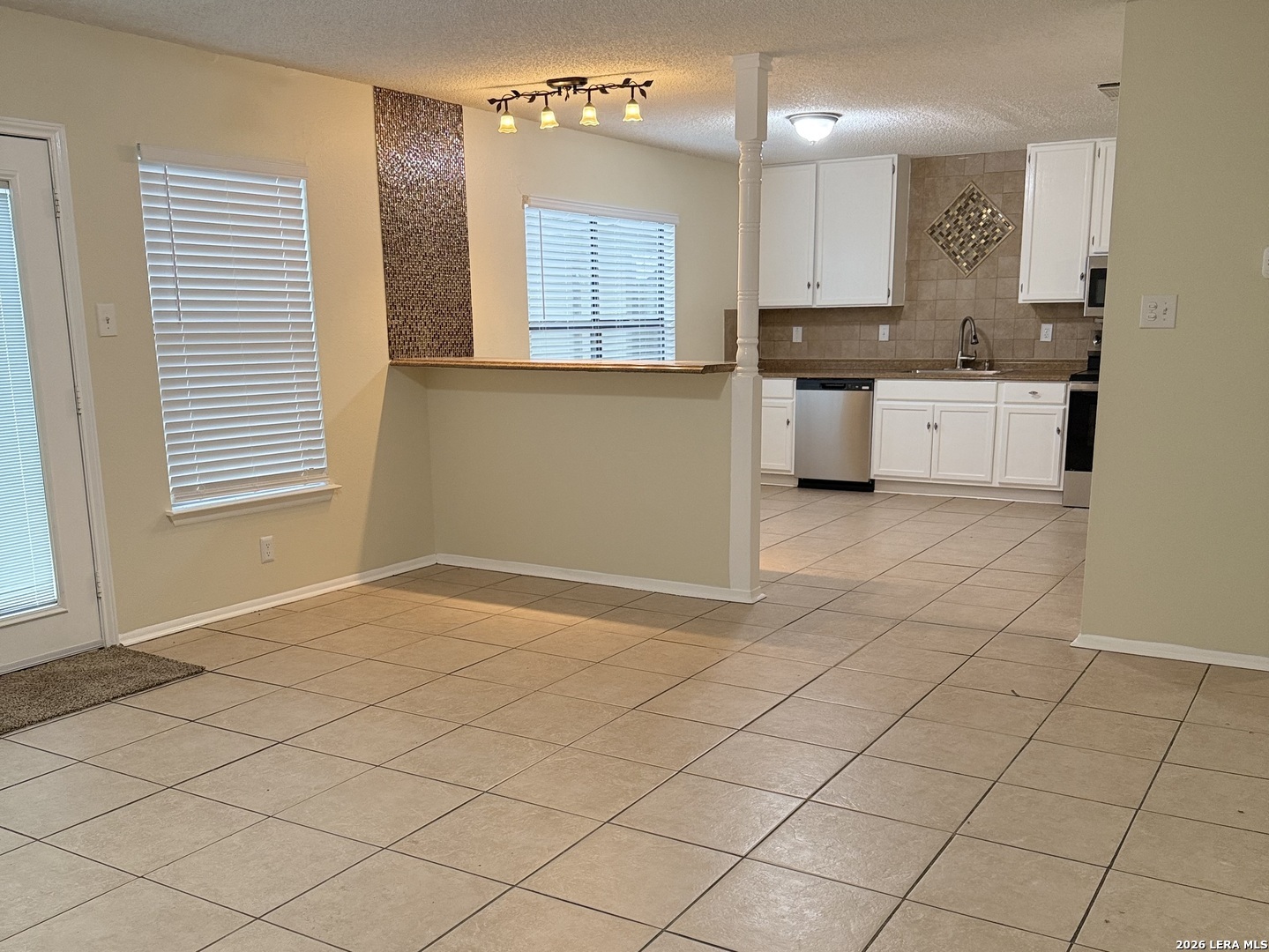 8351 Longhorn Ridge Converse TX 78109