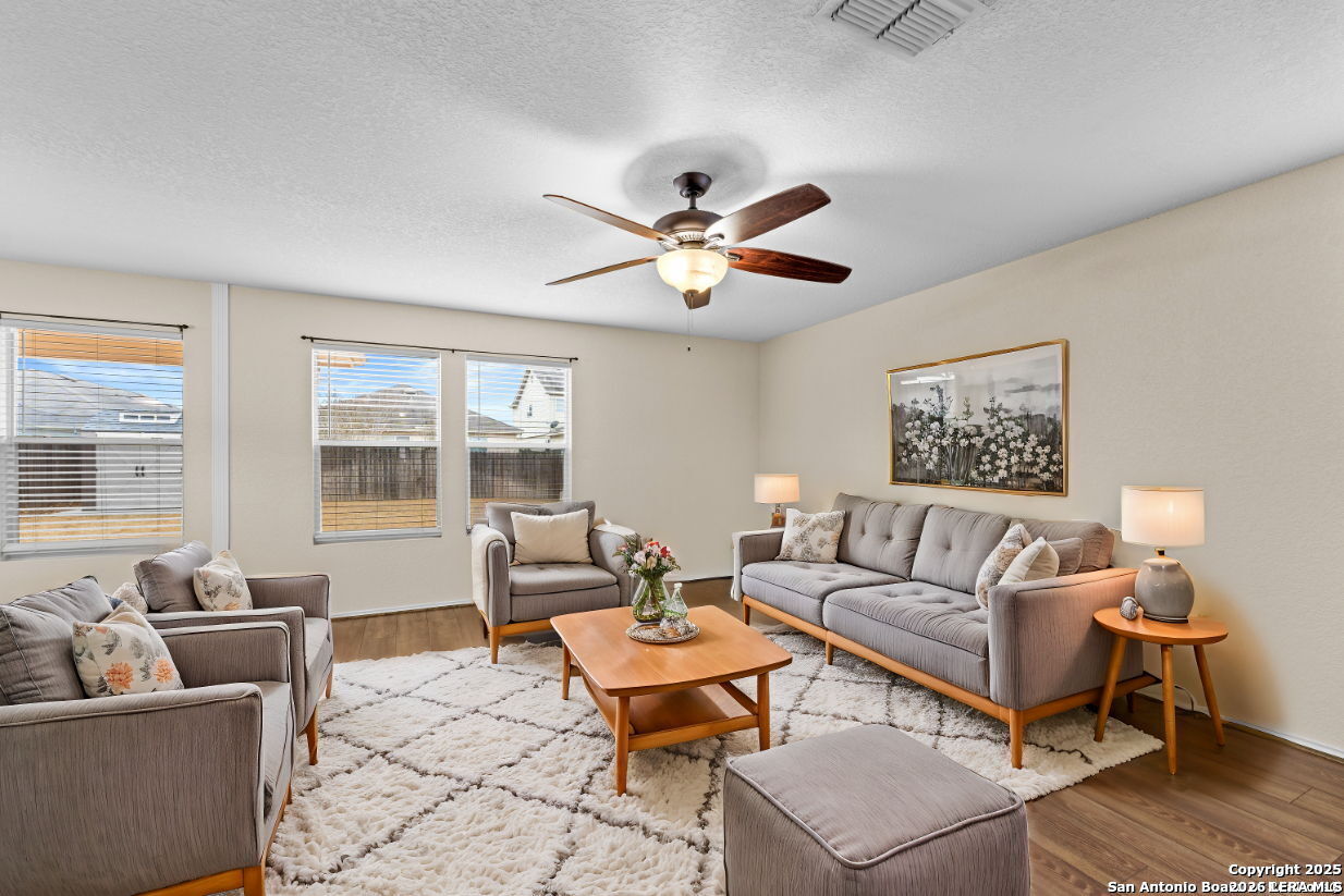 3902 Torey Mesquite San Antonio TX 78261