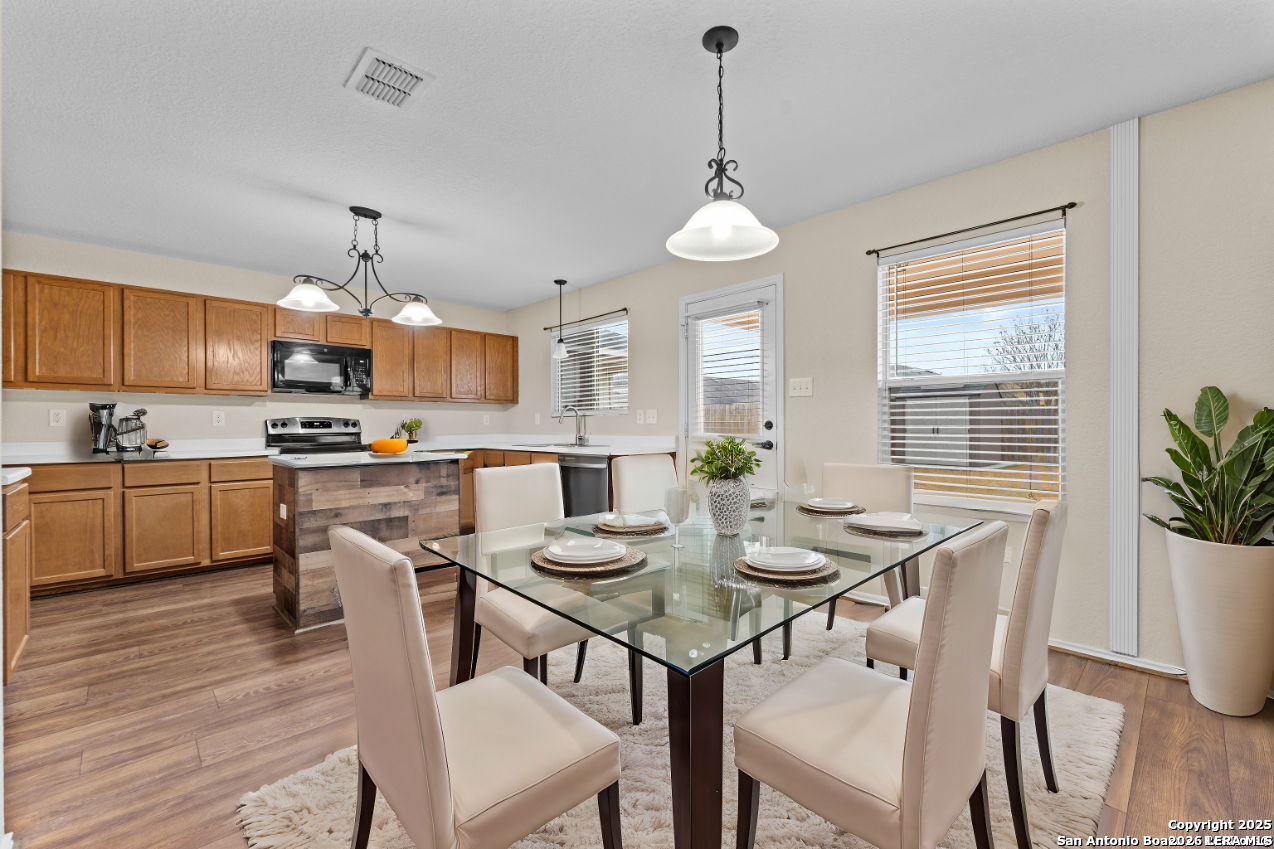 3902 Torey Mesquite San Antonio TX 78261