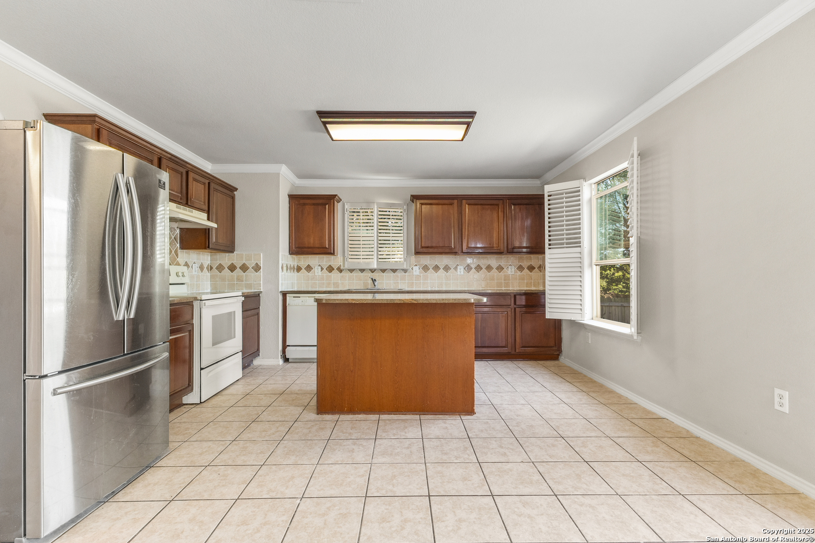 7903 Copper Brook Converse TX 78109
