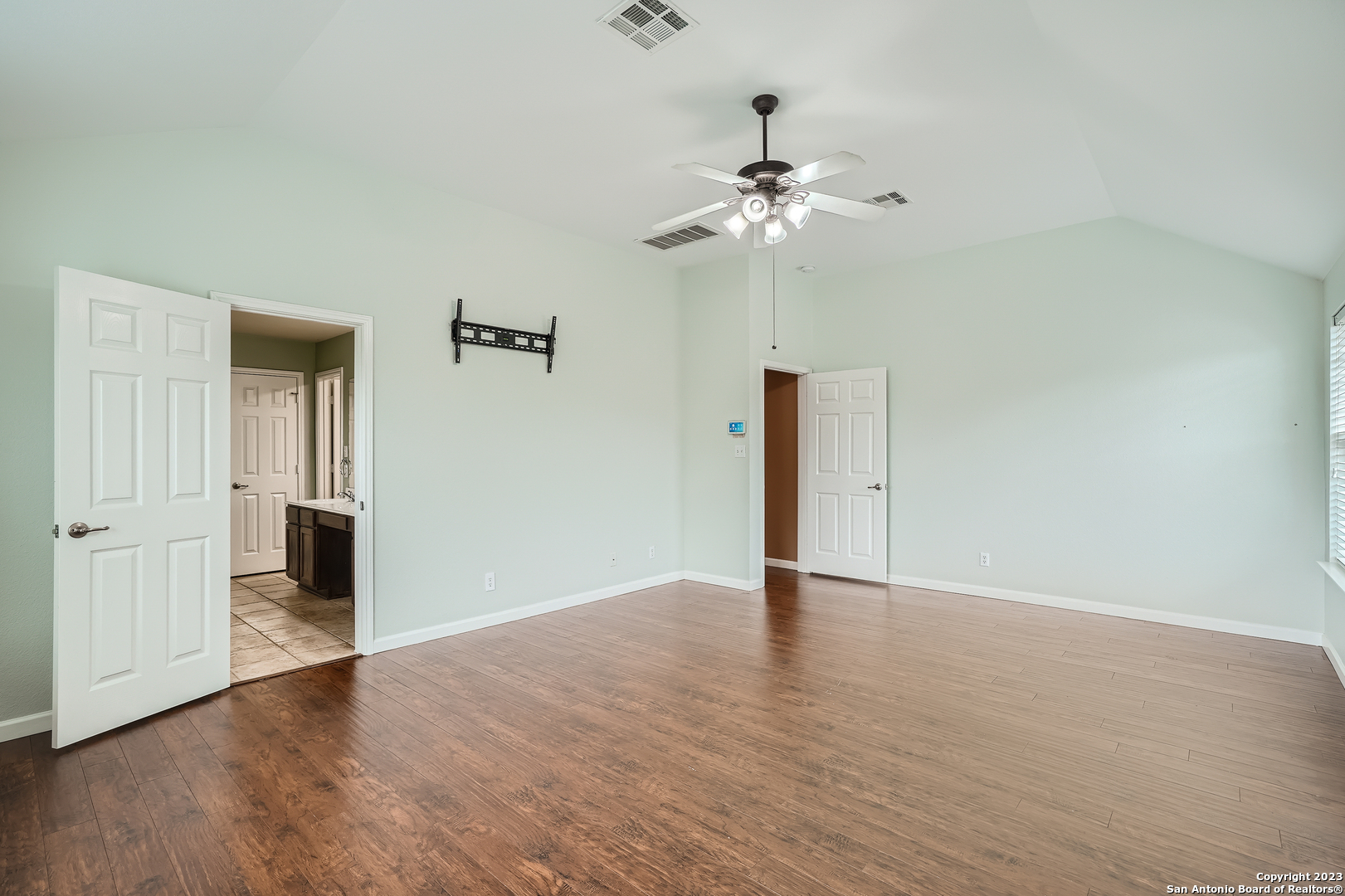 1223 Sand Wedge San Antonio TX 78258