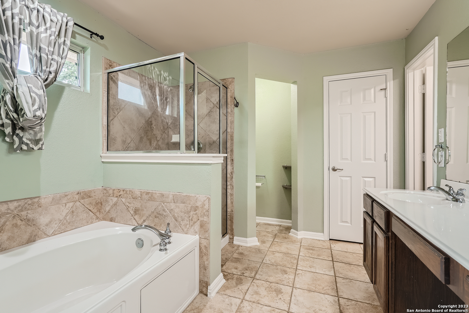 1223 Sand Wedge San Antonio TX 78258