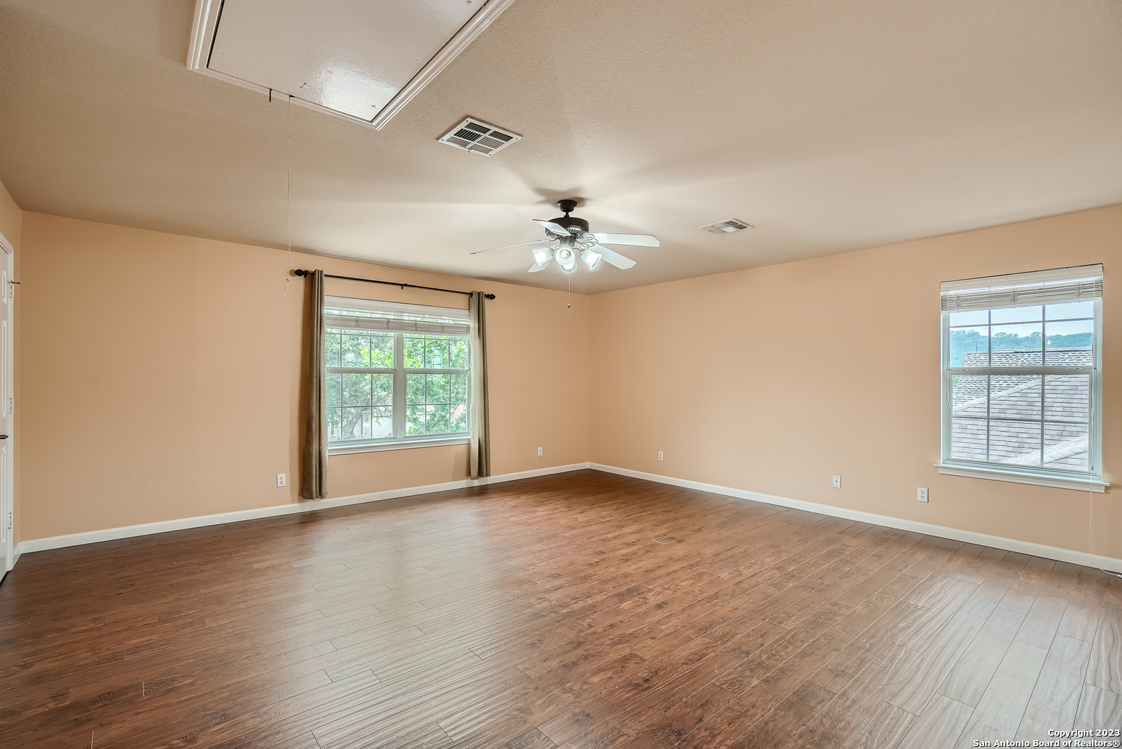 1223 Sand Wedge San Antonio TX 78258