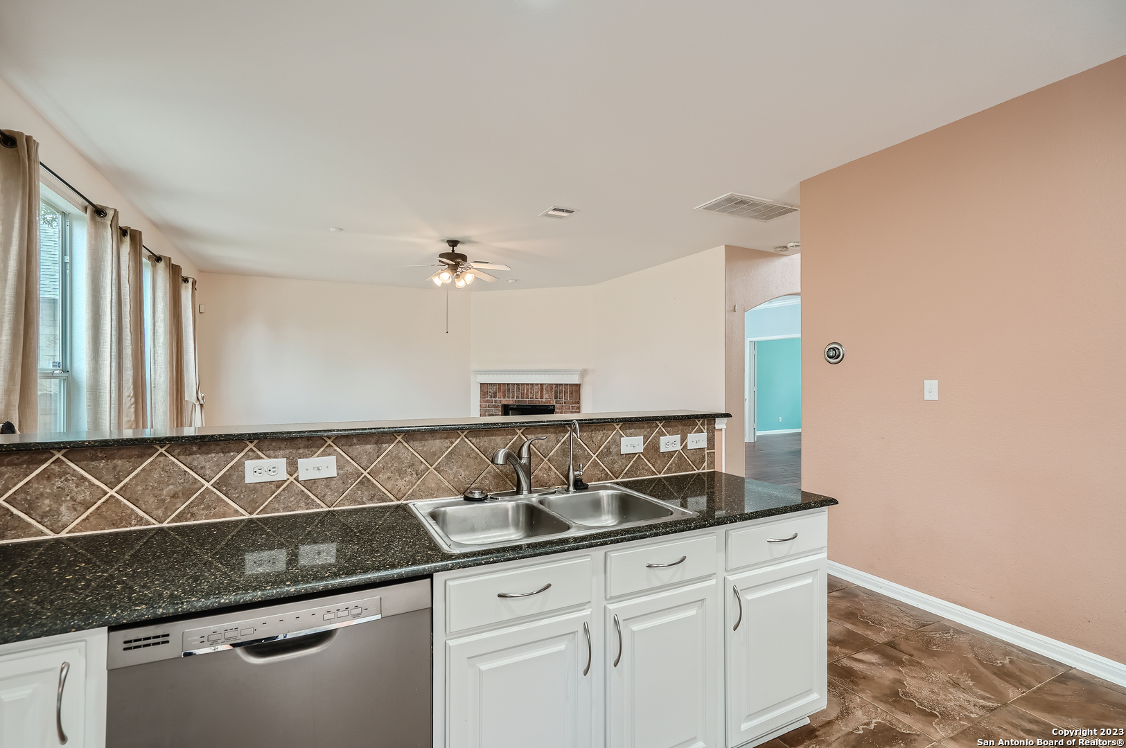 1223 Sand Wedge San Antonio TX 78258