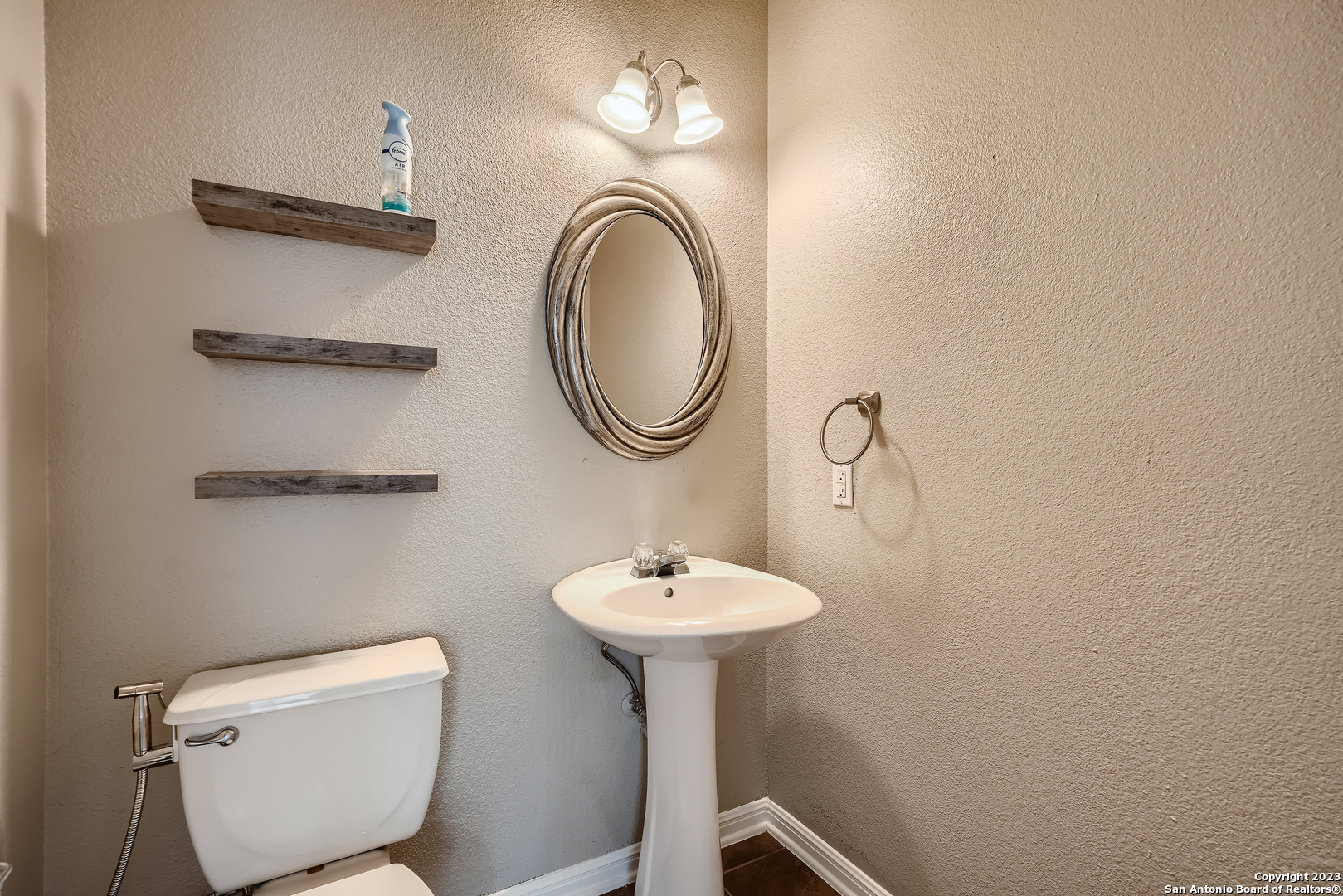 1223 Sand Wedge San Antonio TX 78258