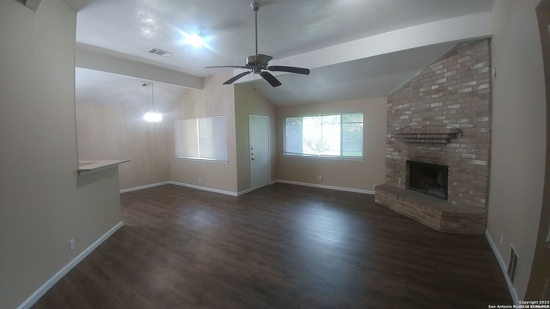 8131 Forest Dawn Live Oak TX 78233