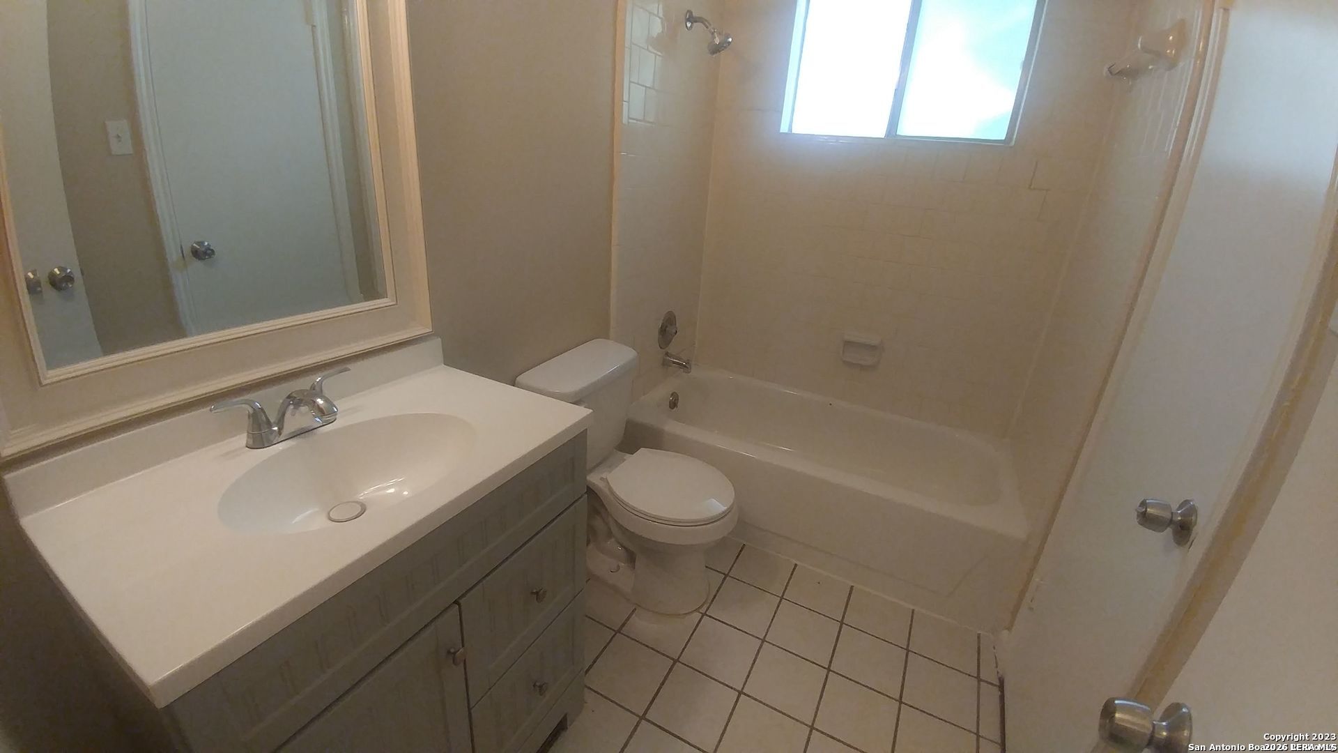 8131 Forest Dawn Live Oak TX 78233