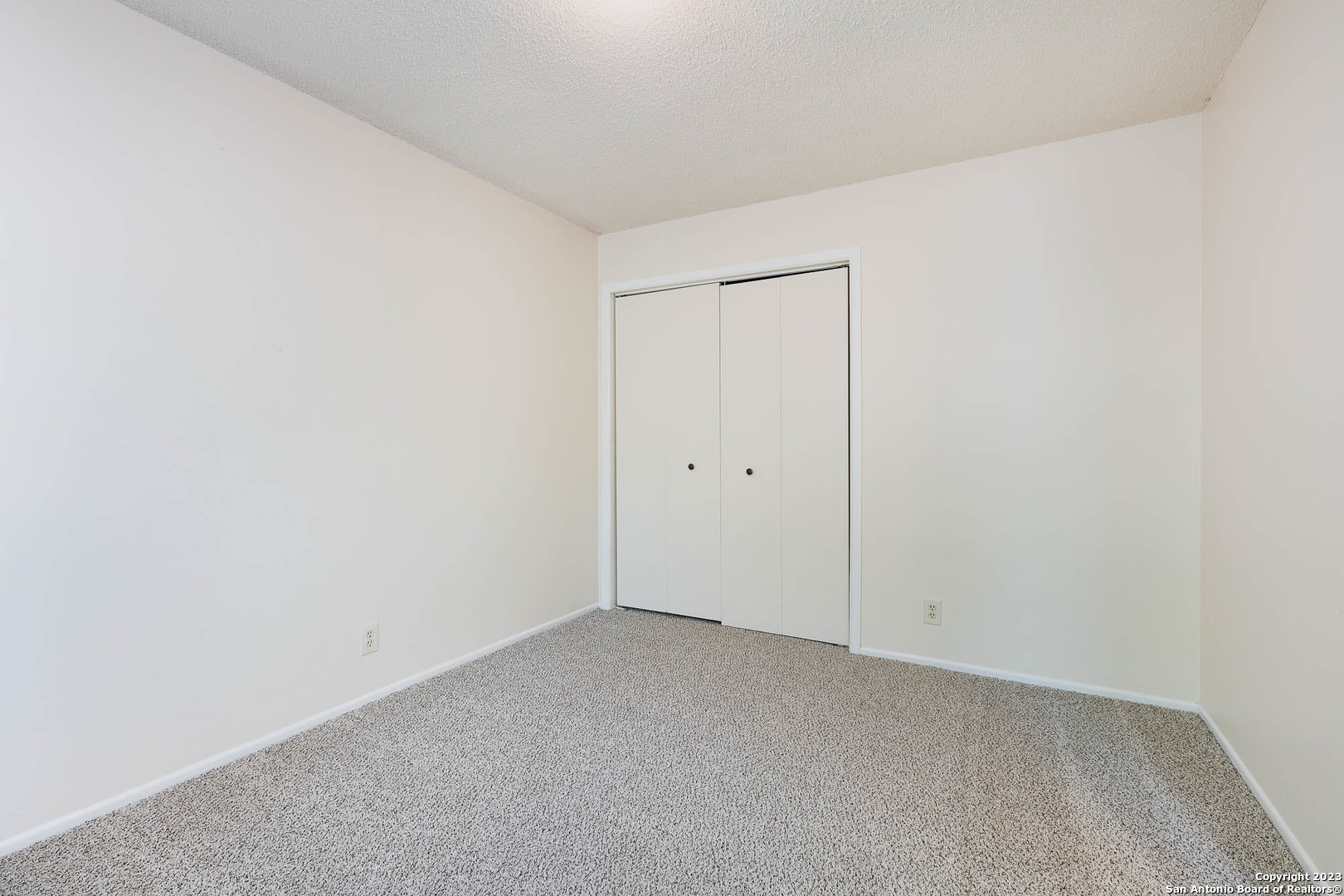 326 W Byrd Boulevard Universal City TX 78148