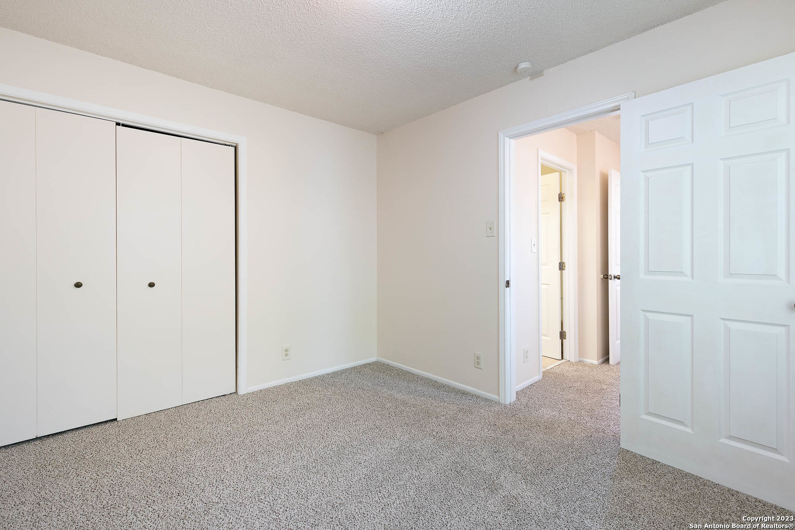 326 W Byrd Boulevard Universal City TX 78148