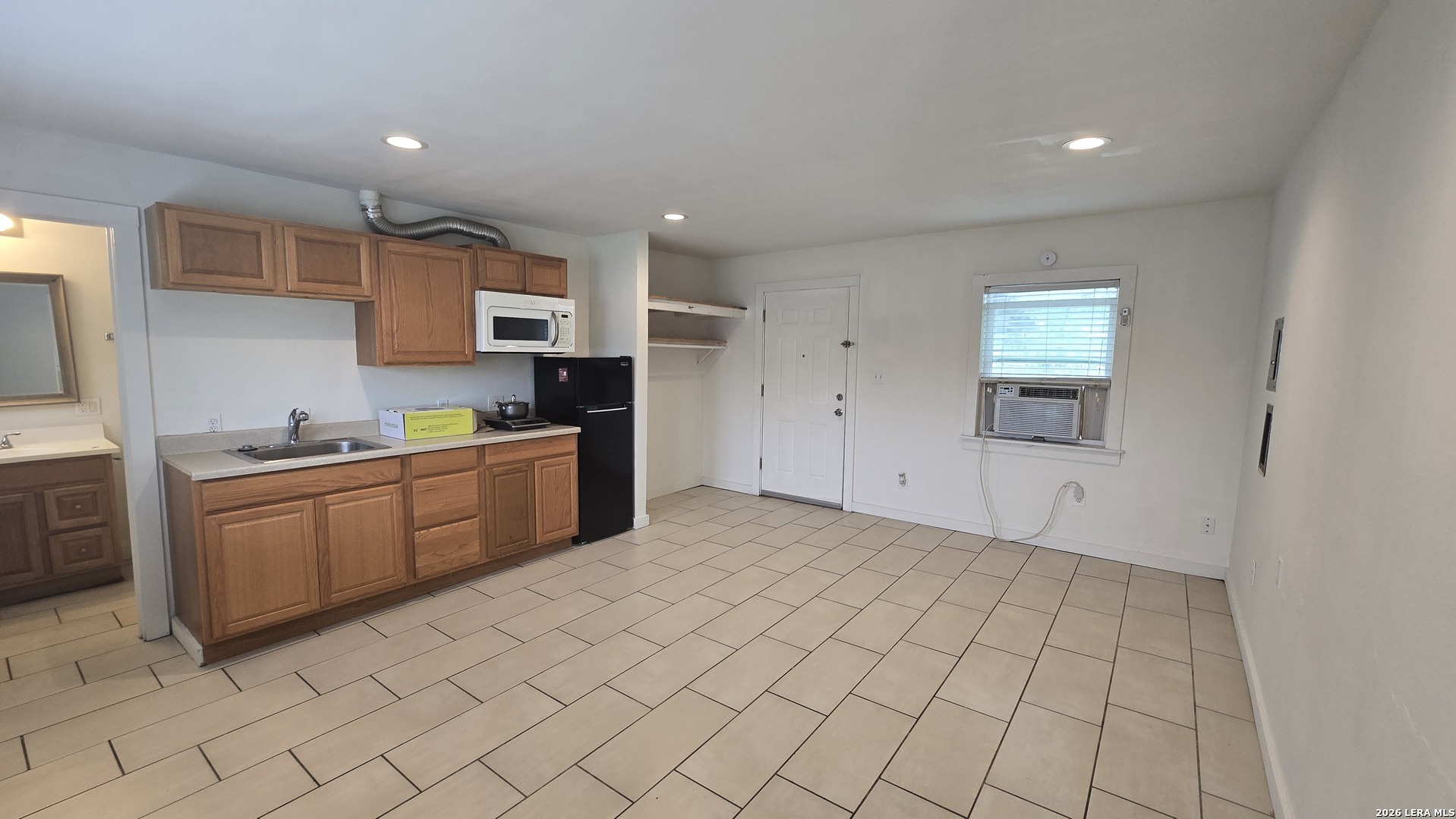 2614 Monterey Street San Antonio TX 78207