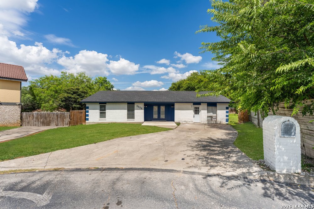 2526 Town Briar Street San Antonio TX 78238