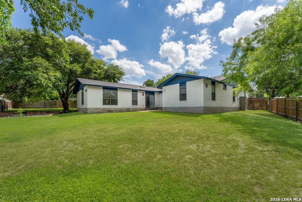 2526 Town Briar Street San Antonio TX 78238