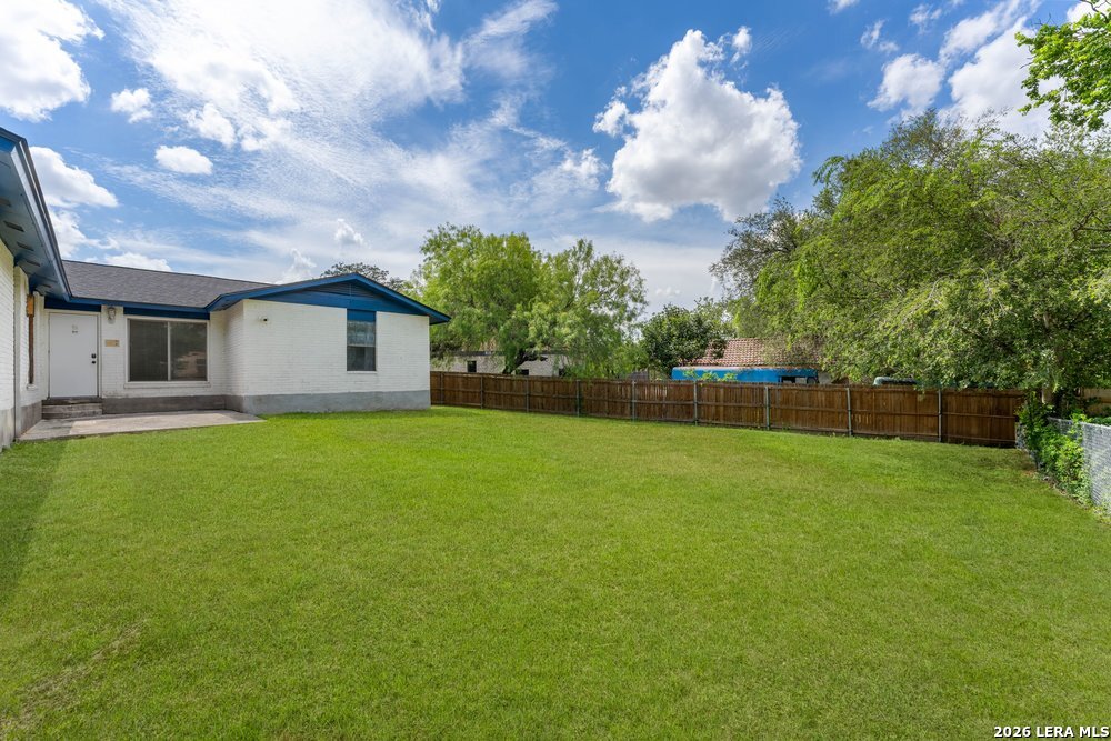 2526 Town Briar Street San Antonio TX 78238