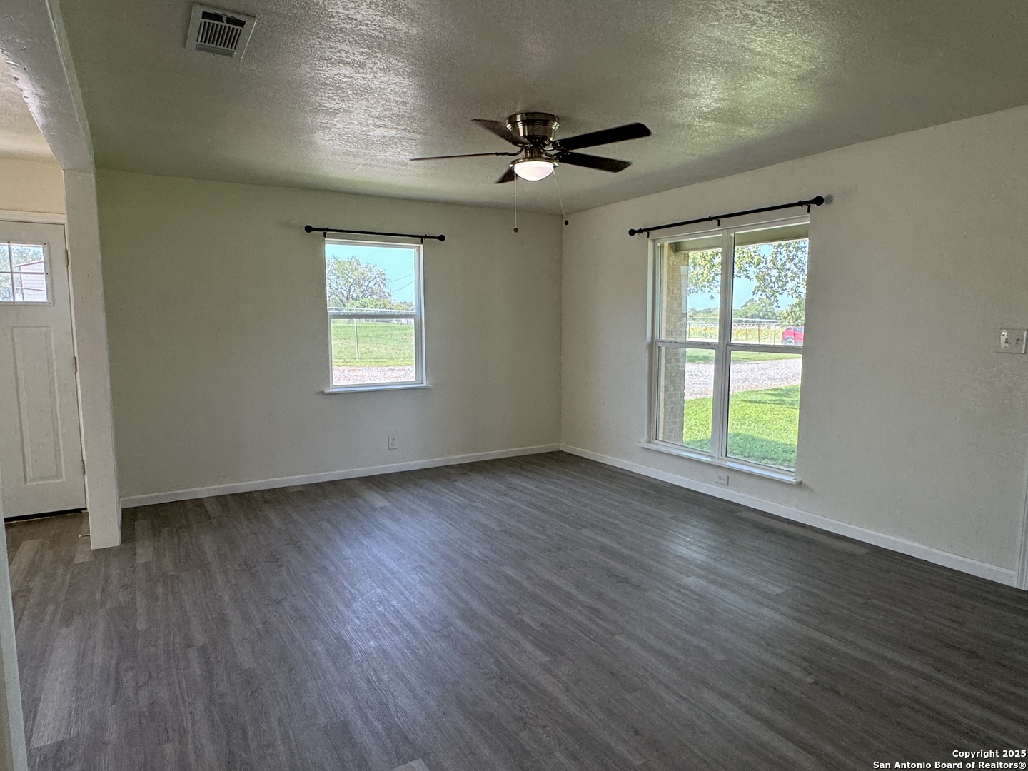 74 Mccoy Lytle TX 78052