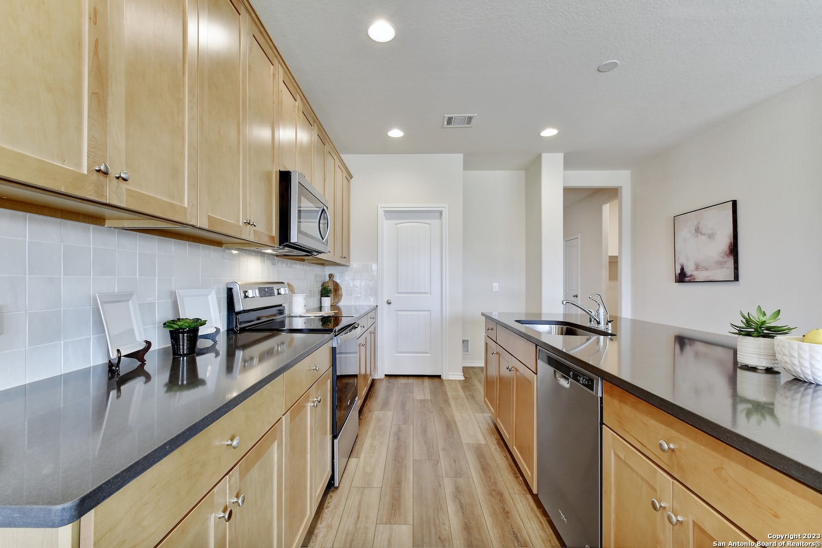 4715 Corona Australis San Antonio TX 78245