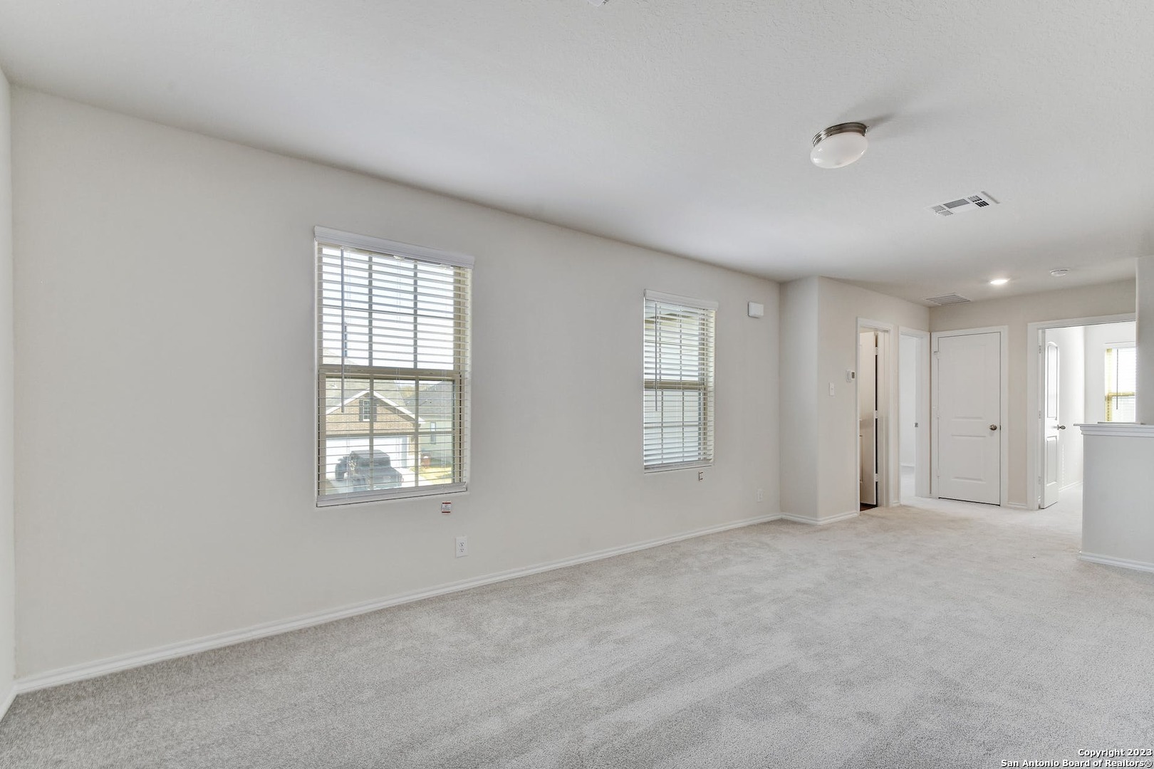 4715 Corona Australis San Antonio TX 78245