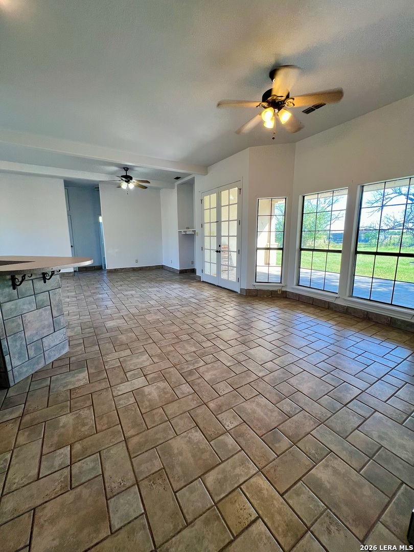 468 Weyrich Farms Road Eagle Pass TX 78852