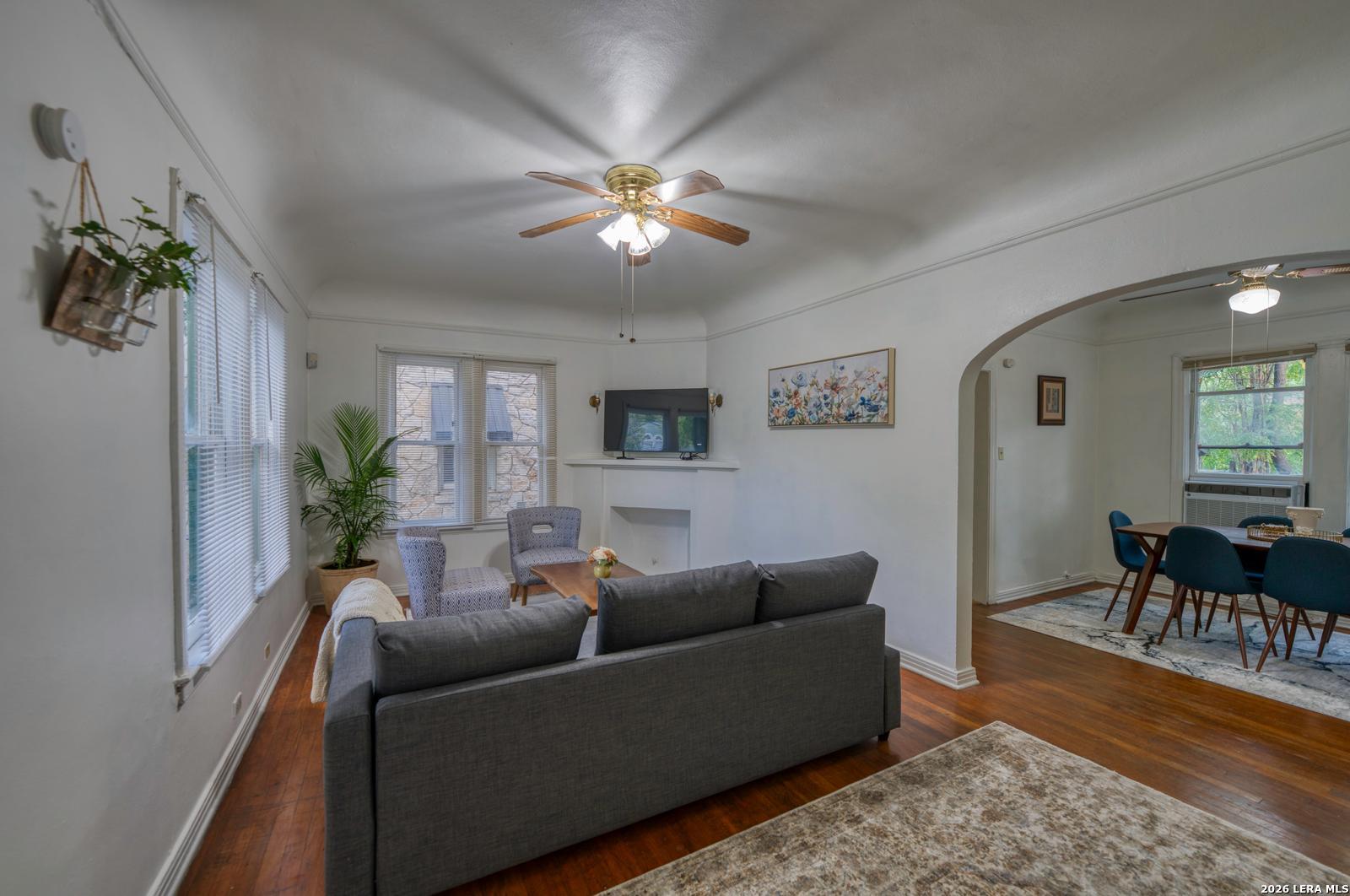 311 W Lullwood San Antonio TX 78212
