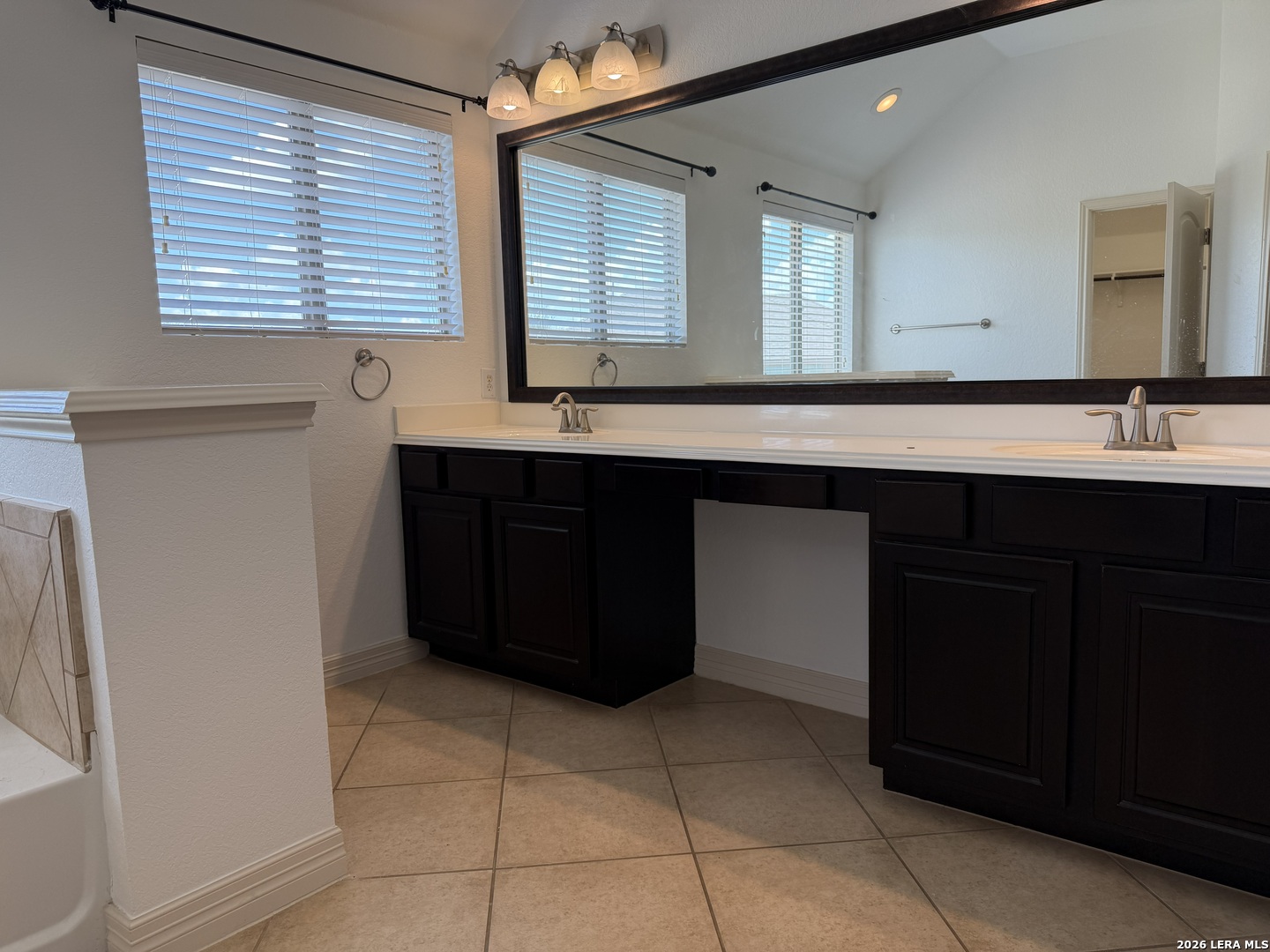 15418 Birdstone San Antonio TX 78245