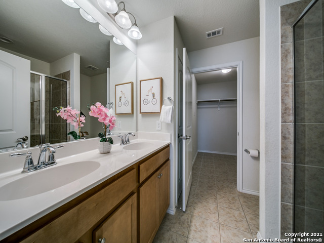 3359 Blossom Row San Antonio TX 78253