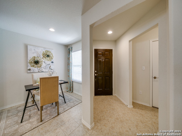 3359 Blossom Row San Antonio TX 78253