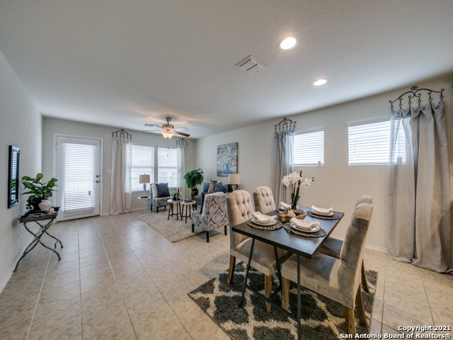 3359 Blossom Row San Antonio TX 78253